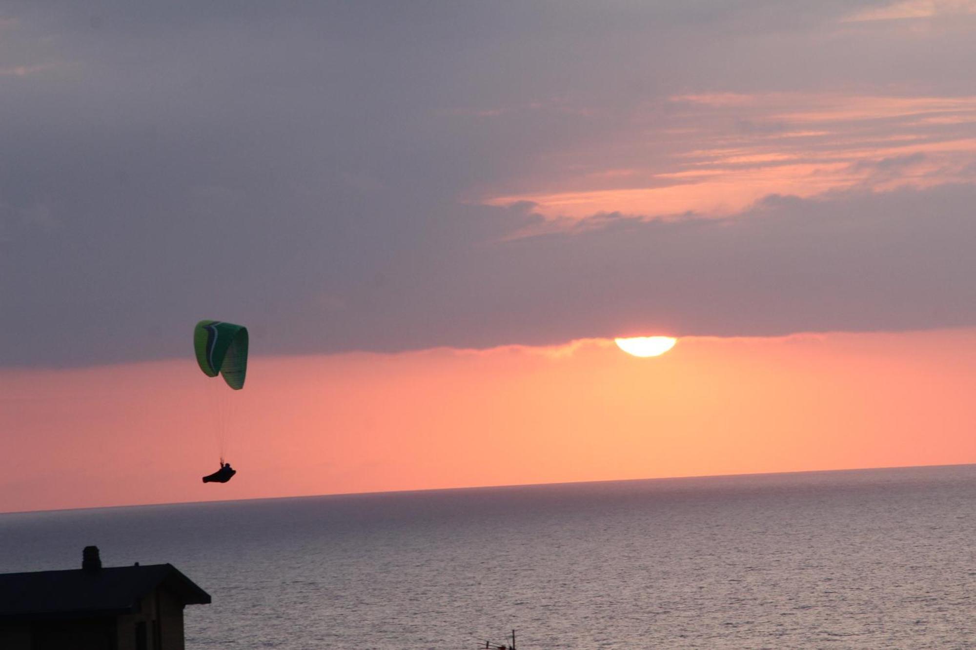 Junto A Las Playas,Dos Terrazas Y Vistas Al Mar Sopelana Kültér fotó
